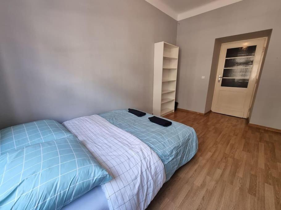 Fantastic Krk - Kr6 Room D Krakow Bagian luar foto